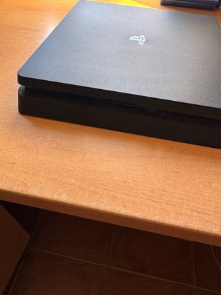 PS4 (PlayStation 4) 500GB - Negra