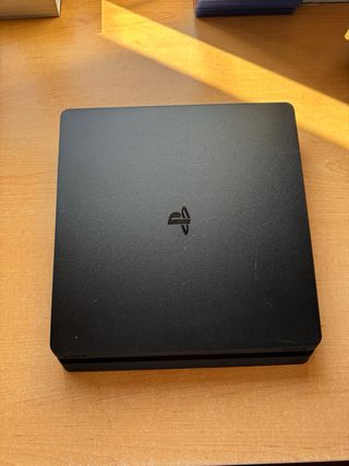 PS4 (PlayStation 4) 500GB - Negra
