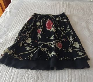 Falda floral negra - roja
