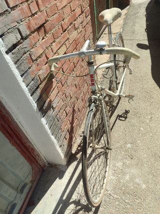 Bicicleta MBK antigua