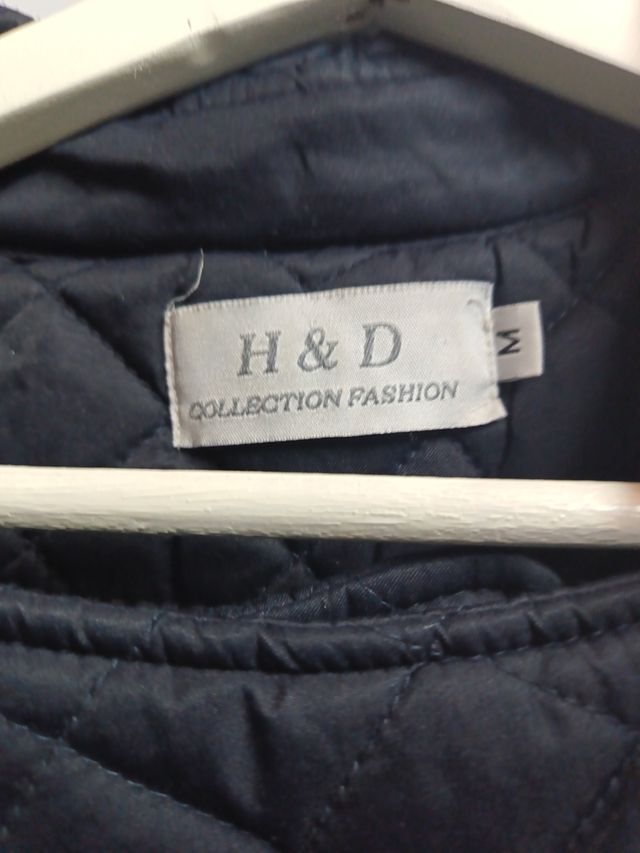 Chamarra acolchada negra H&D