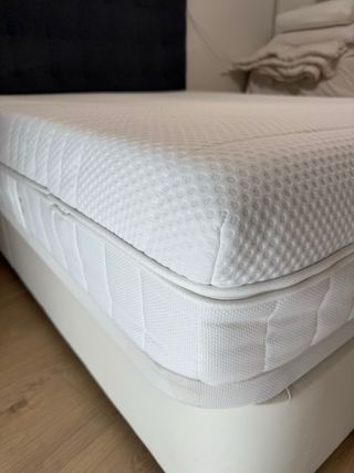 CAMA DOBLE + CABECERO + CANAPÉ.

(160 x 200)