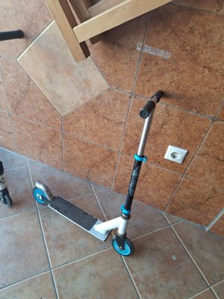 2 Patinetes infantiles