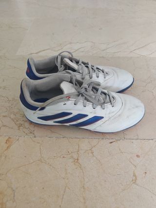 Adidas Botas Fútbol (40) -   Blancas y Azules