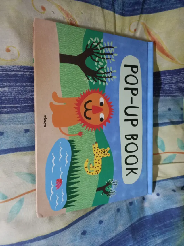 Confun. historias +Caperucita roja+ ya es navidad+