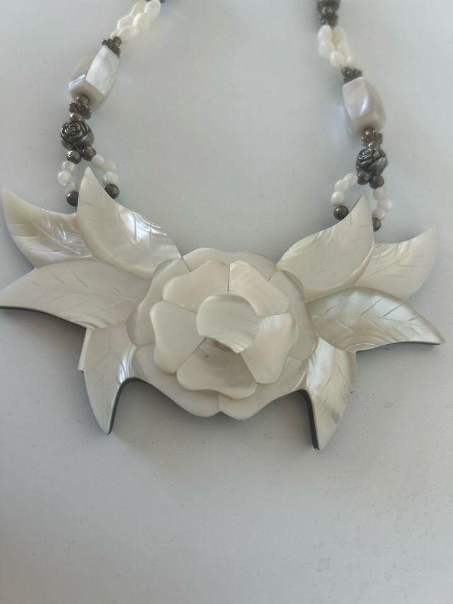 Collar y pendientes nácar vintage