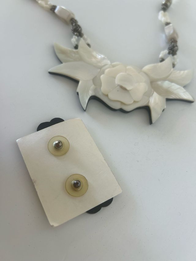 Collar y pendientes nácar vintage