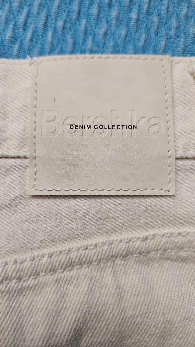 Pantalon corto Bershka