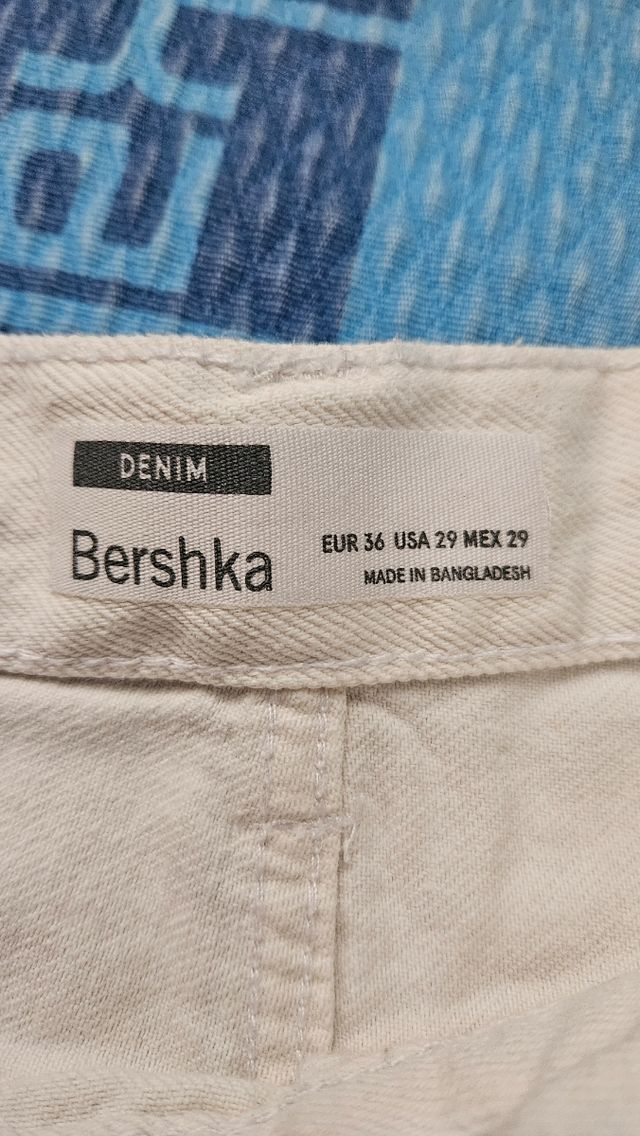 Pantalon corto Bershka