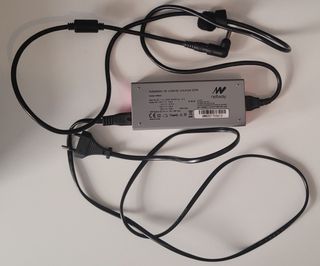 Cargador Netway 90W