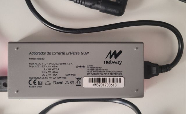 Cargador Netway 90W