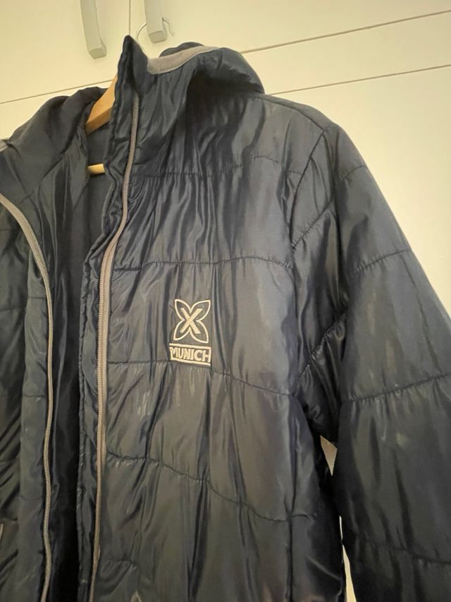 Vendo Plumón Munich negro - ligero