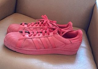 Adidas Superstar rojas - zapatillas deportivas