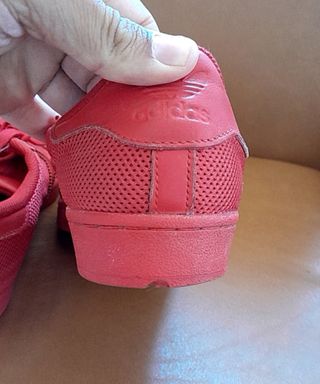 Adidas Superstar rojas - zapatillas deportivas