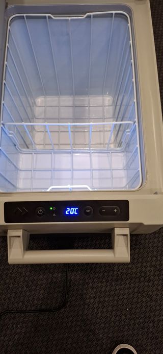 Nevera compresor portátil Dometic CFF 45. 