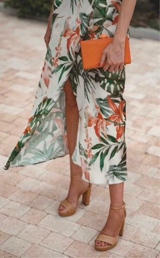 Vestido midi tropical