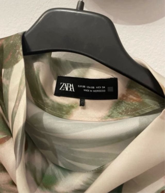 Vestido midi tropical