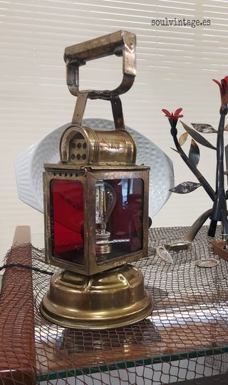 Farol antiguo tren francés