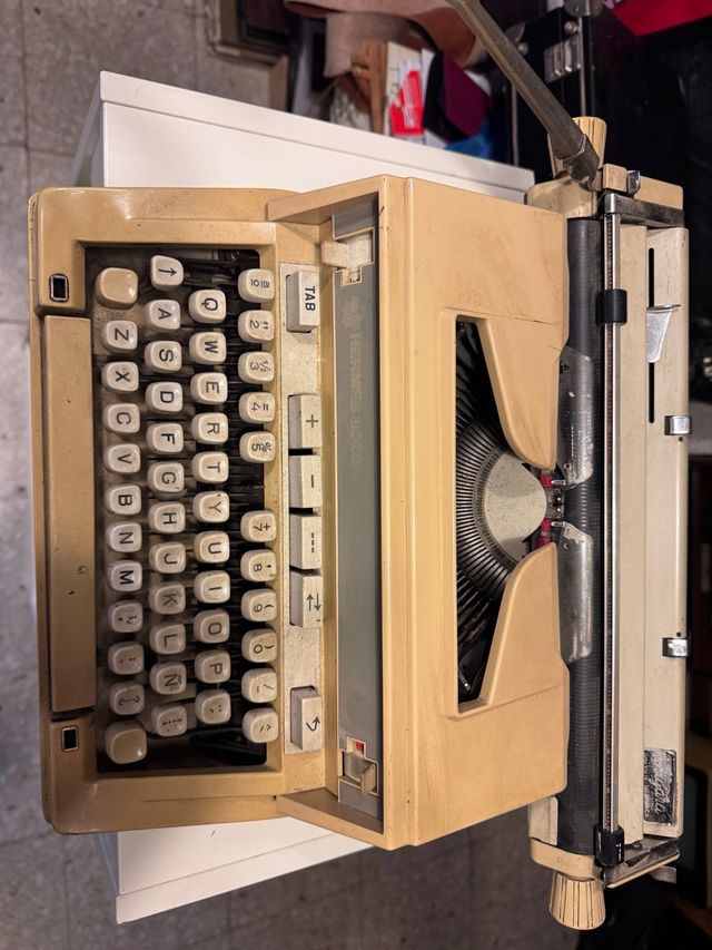 Máquina escribir Hermes 3000 antigua
