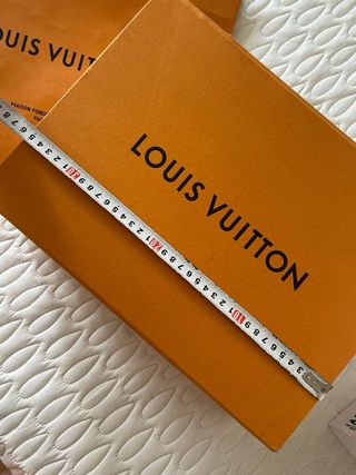Caja y bolsa Louis Vuitton