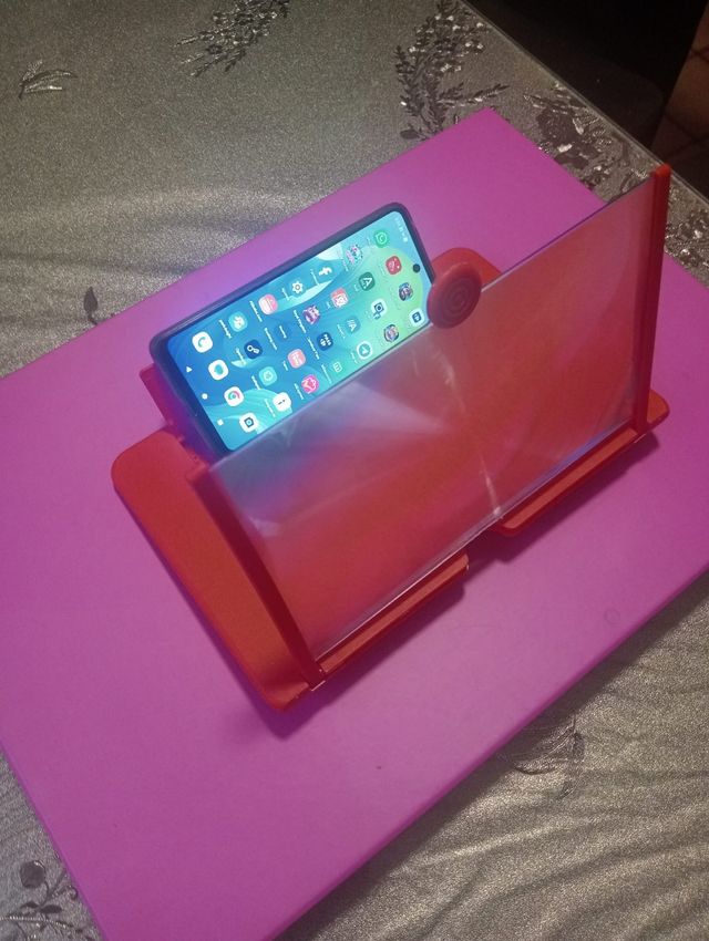 Amplificador Pantalla móvil