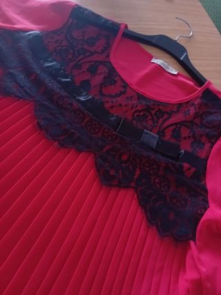 Blusa rossa plissettata tg M