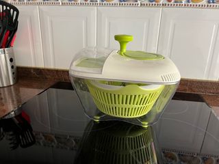 Ensaladera- escurridor: ideal para lechuga