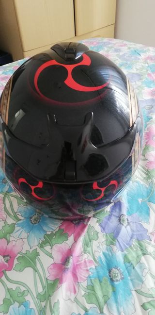 Casco arai