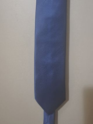 Cravatta blu