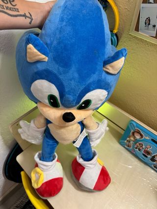 Peluche Sonic Gigante