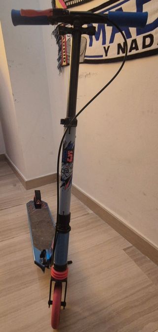 Patinete OXELO niño.