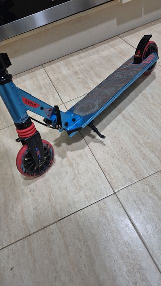 Patinete OXELO niño.