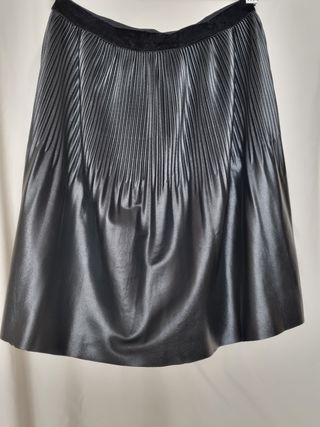 Falda plisada negra cuero sintético XS
