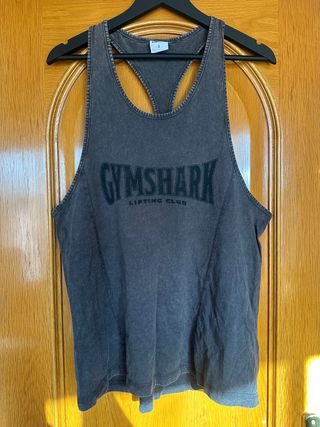 Camiseta de tirantes gymshark 
