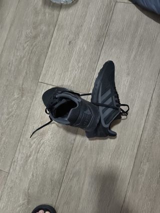 Zapatillas Adidas negras