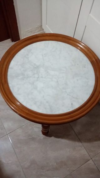 Mesa ovalada mármol-madera