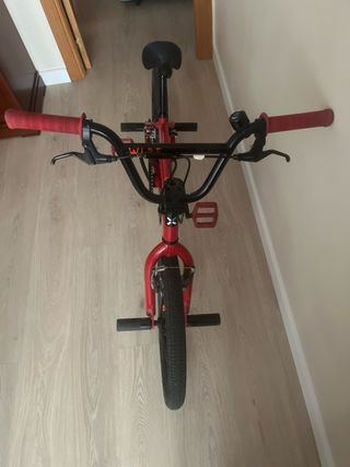bici BMX Wipe roja