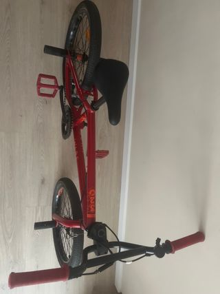 bici BMX Wipe roja