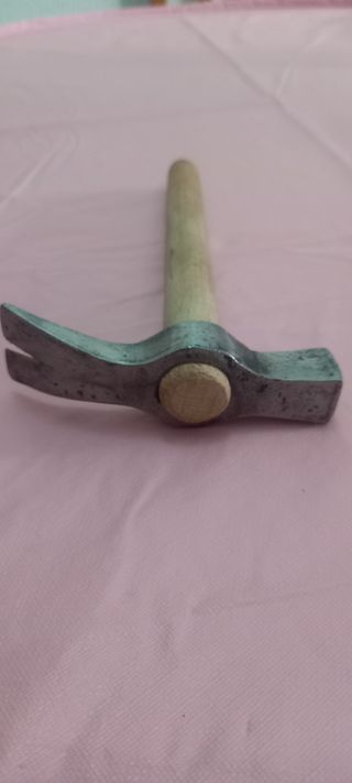Martillo carpintero antiguo