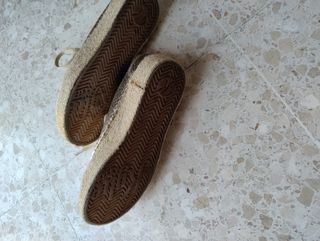 Zapatillas doradas plataforma 40