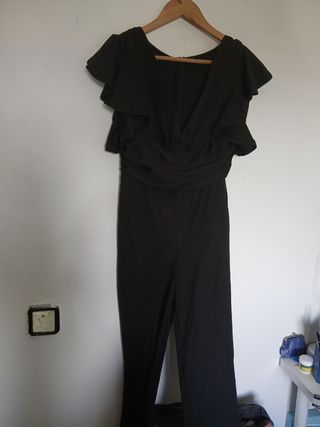 Mono negro elegante