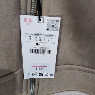 Cazadora Zara beige - nueva