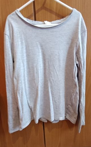 Camiseta manga larga gris
Lefties
