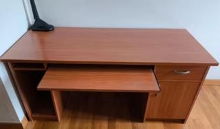 Escritorio madera marrón COMO NUEVO