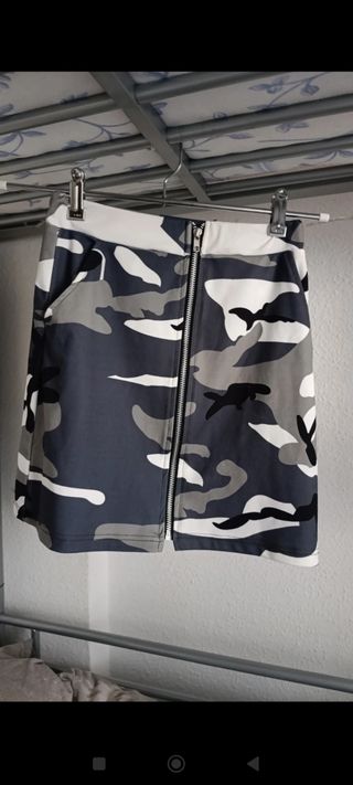 Falda Militar Gris y Blanca