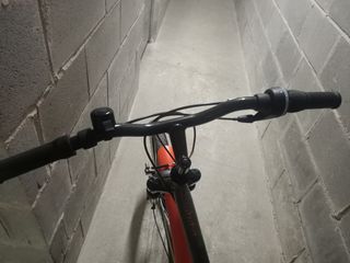 Btwin 500 S Bicicleta urbana negra con guardabarro