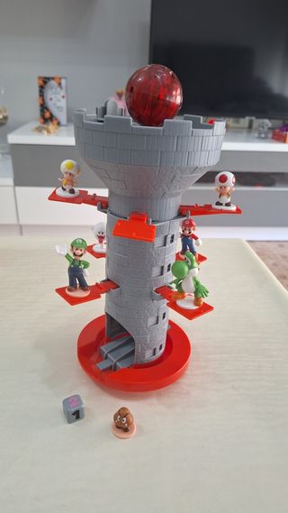 Torre temblorosa Super Mario