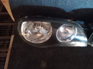 Faros delanteros Toyota Corolla 2001 (E11)
