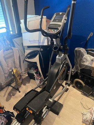 Bicicleta elíptica BH Fitness