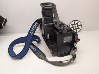 Cámara Sony Handycam CCD-TR565E 1995 Funcionando